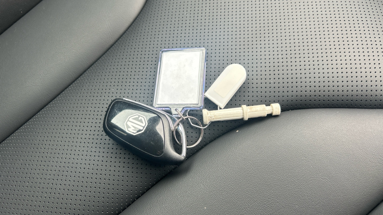 MG HS 1.5 T-GDI Trophy 5dr DCT Petrol Hatchback